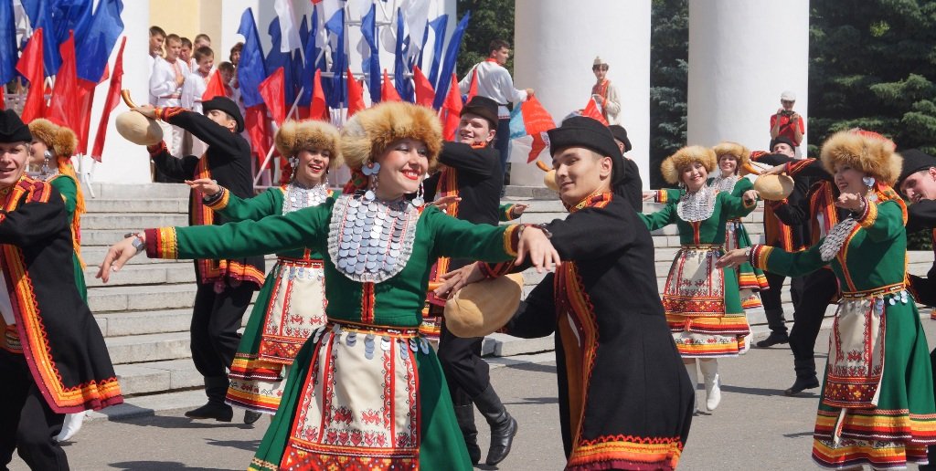 Праздник марийской культуры "Пеледыш пайрем"  ("Праздник цветов")